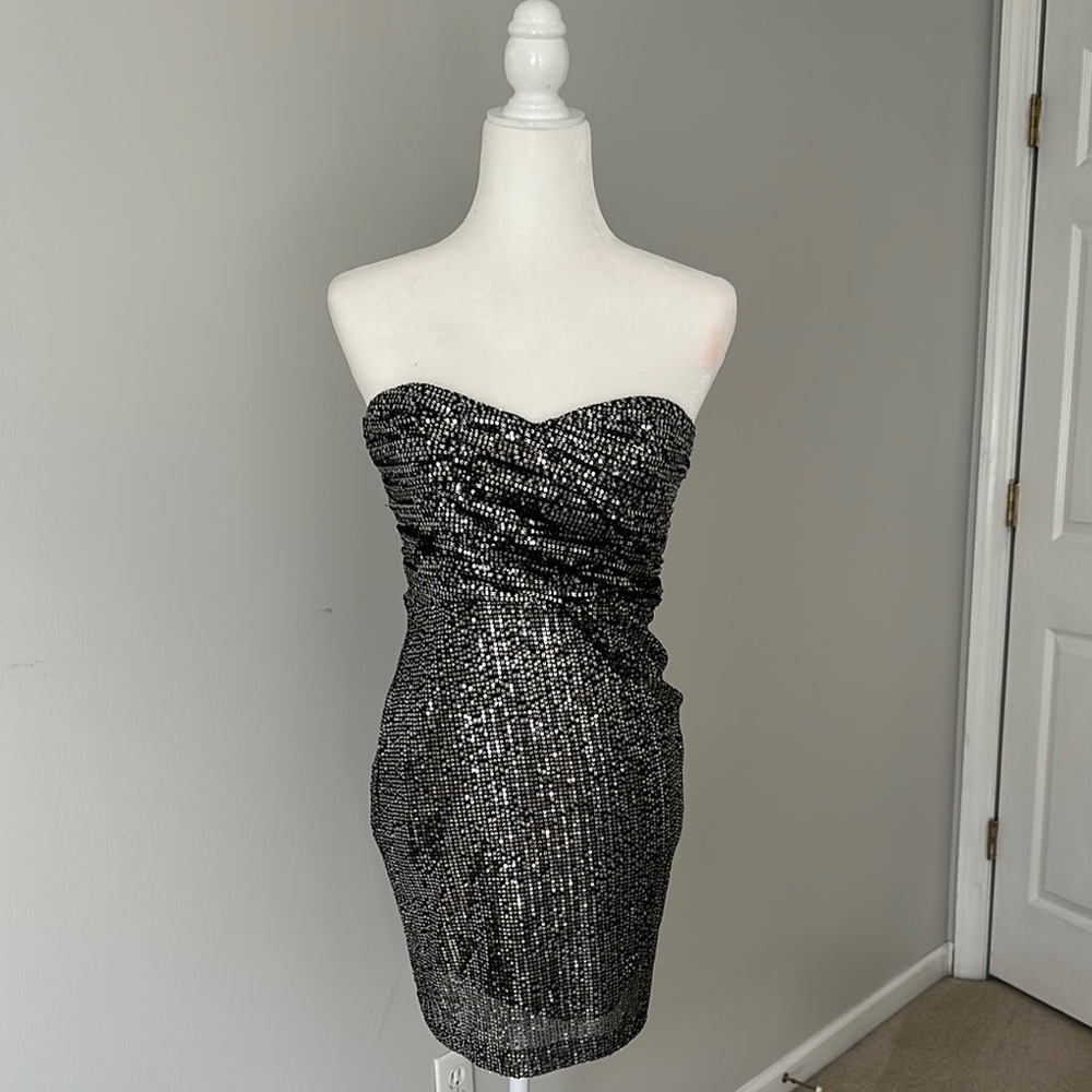 Black Sparkly Strapless Dress